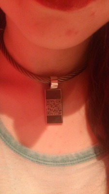 pinkstarsfallinginreverse:  Collar arrived