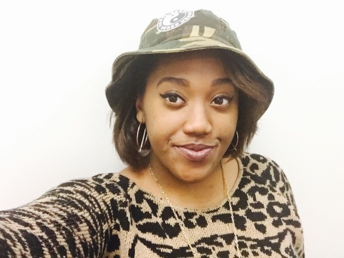convolutedperceptions:  My first bucket hat experience 😂  Word to barakaflakaflame