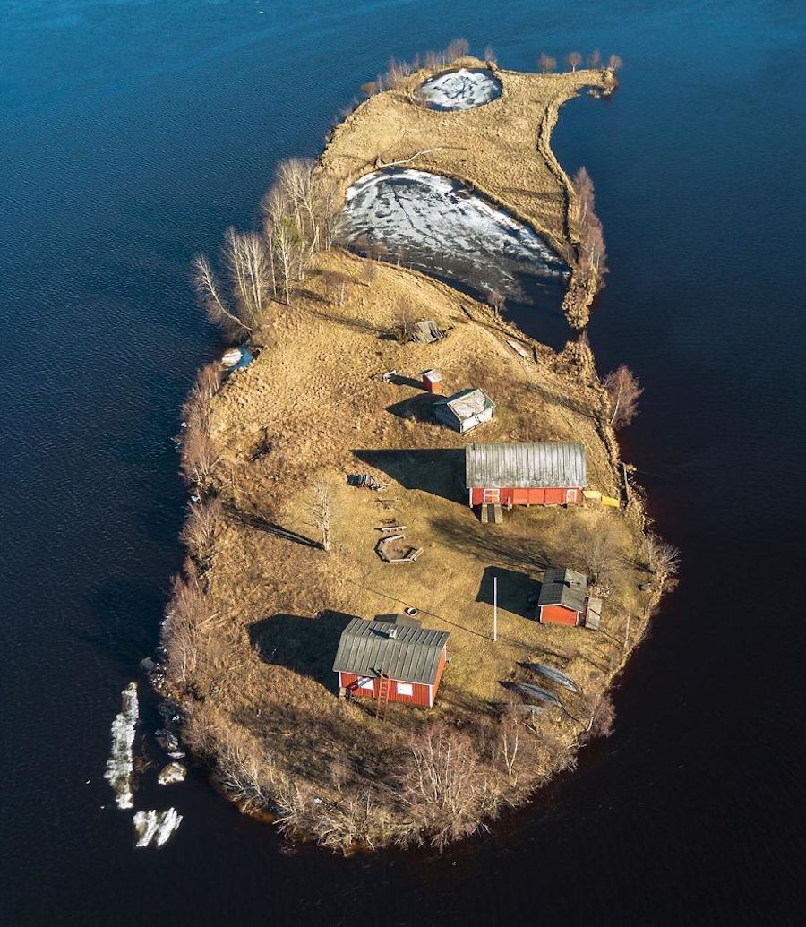 darksilenceinsuburbia: Kotisaari Island in Finland Through the Seasons by Jani Ylinampa
