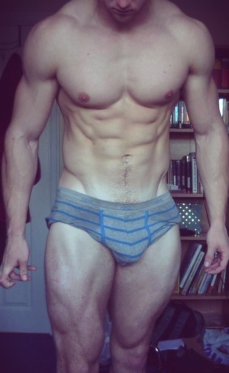 sportbcn:  Perfect muscle body…