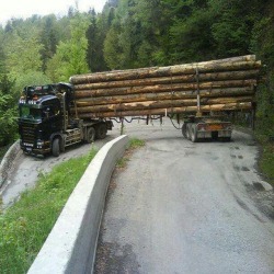 misterlemonzafterlife:  semitrckn: Coe Scania log hauler in a tight turn  https://MisterLemonzAfterlife.tumblr.com/archive