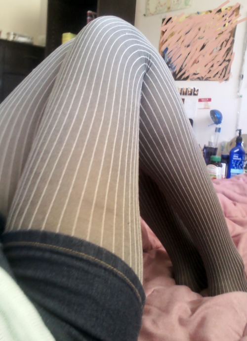 ashssecret: i rly like these pantyhose (◡‿◡✿)