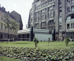 xoverit: Deák Ferenc tér metro station, Budapest. (1970-76)