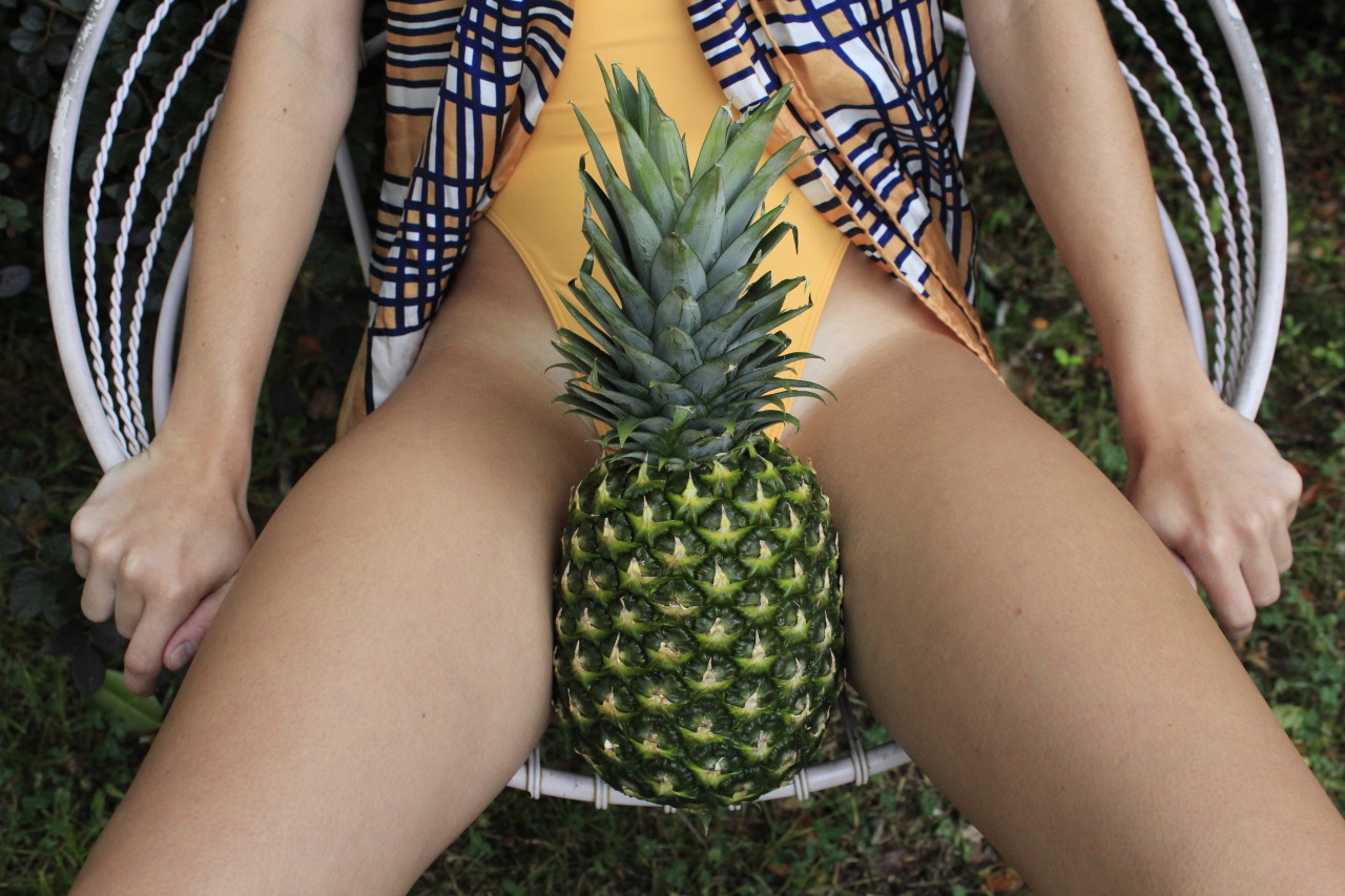 hedoesntlikeprettygirls:  &lsquo;FORBIDDEN FRUIT&rsquo; This is the first