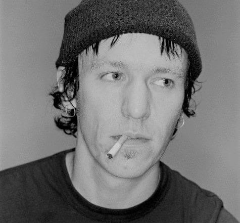 Photos Of Elliot Smith Captured By Len Irish In New York, 1997.