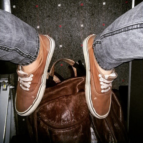 saltcitysneakerblog: In flight entertainment. #vans #vansauthentic #vansoffthewall #sneakers #sneake