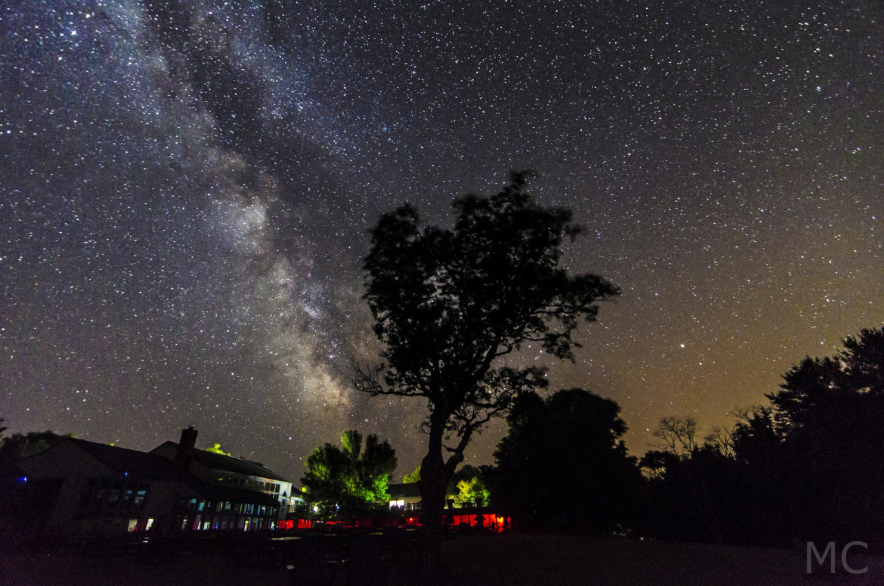 just&ndash;space:  Milkyway over Jordan pond house by Michael Ciuraru/Darkvoid