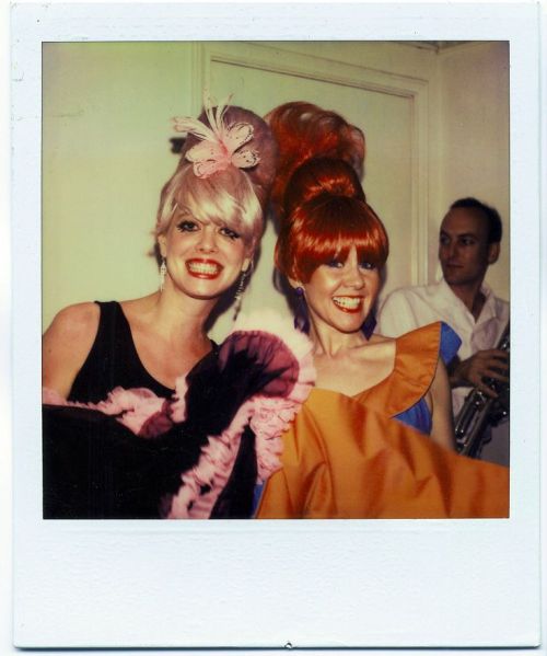 flavioloco:   Cindy Wilson & Kate Pierson - B52s