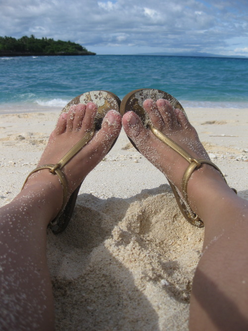 sjaralira:  The Big Fat Feet Chronicles.