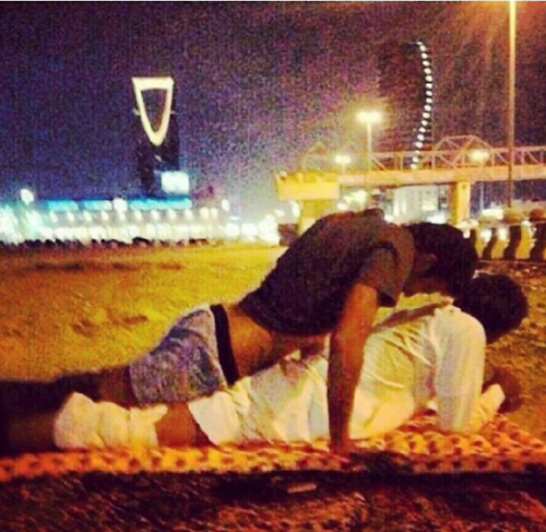 arab-dick:  Wew nice.. riyadh. .  Fuck, nice view