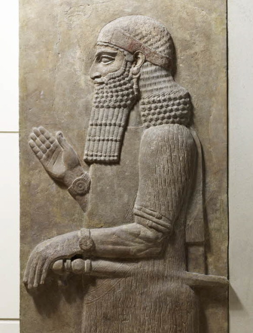 archaicwonder:Neo-Assyrian Relief of a Dignitary, Dur-Sharrukin, Late 8th Century BCDur-Sharrukin (“