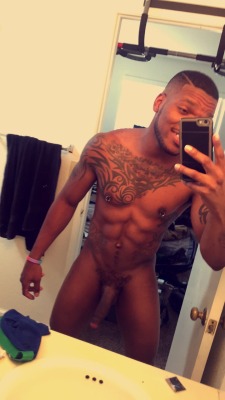 akeem244:  phreakygeminidgaf:  Aaron Reese 🍆💦💯  Sexy  FOLLOW @Akeem244IG: Unruly_michealSanpchat: Unrulymickie 