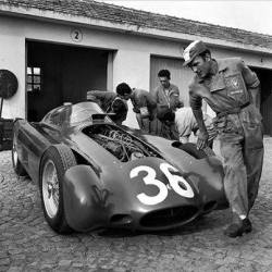 itsawheelthing:  streamliner …Jean Behra’s Maserati 250F at the paddock in Monza, 1955 Italian Grand Prix 