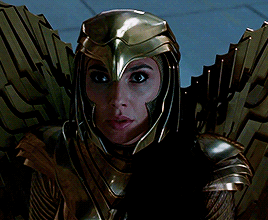 dianadethemyscira:Diana + golden armor.(requested by @dianasprince)