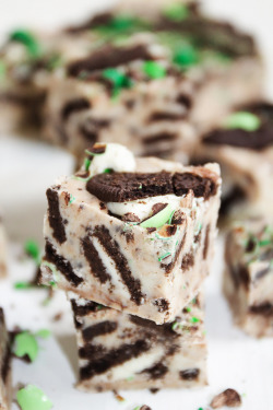 foodffs:  Easy Oreo Mint FudgeReally nice recipes. Every hour.Show me what you cooked!More fudge recipes!