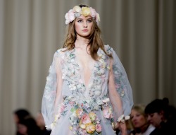 hauteccouture:Sanne Vloet @ Marchesa Spring