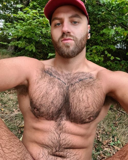 Lover of Hairy Men