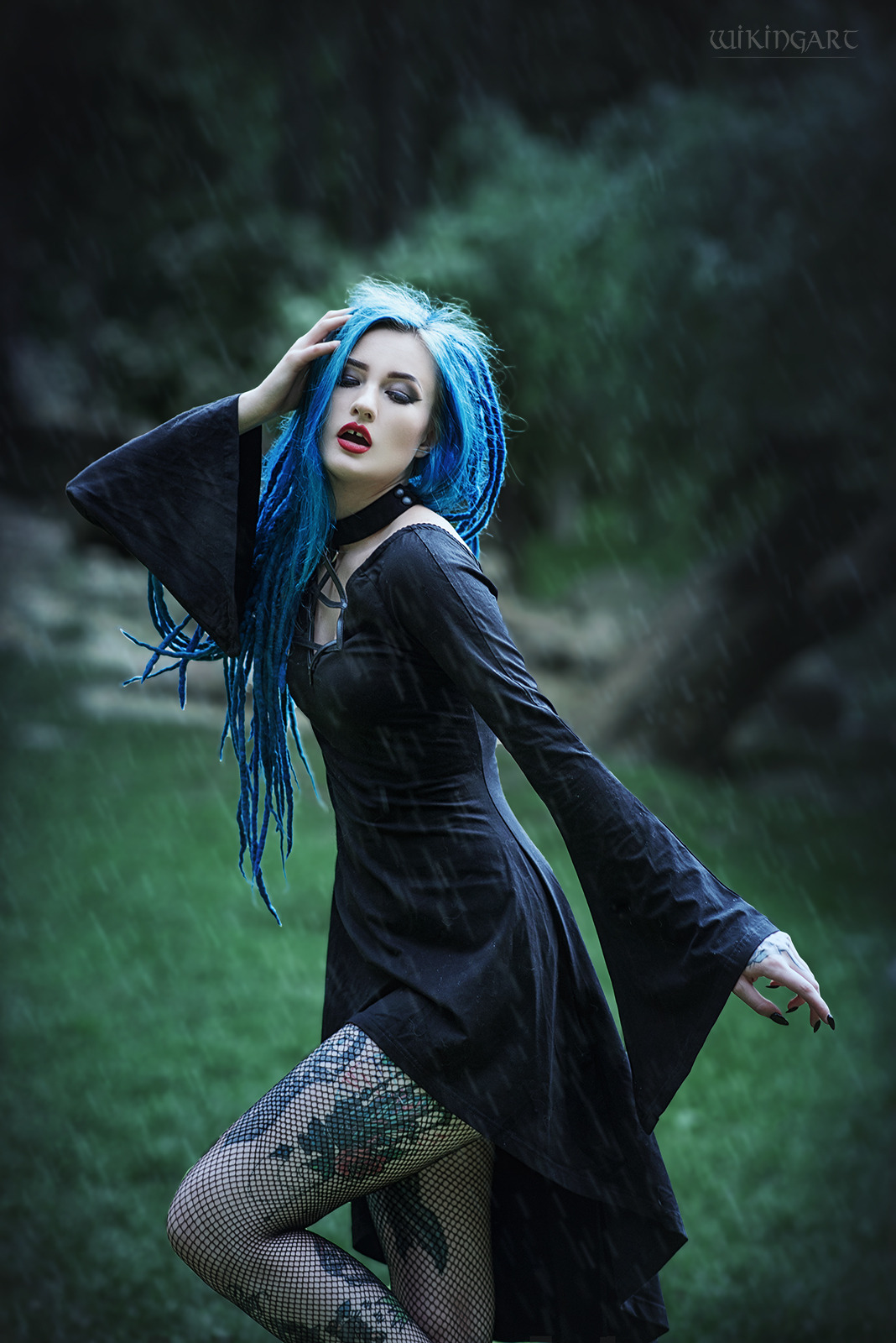 blueastrid:  model: BLUE ASTRIDphoto: WikingArtdress: Punkraveig: bluexastrid / fanpage: