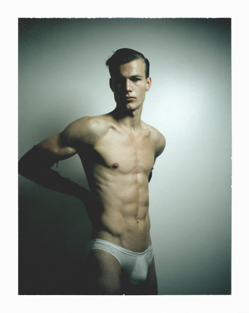mrpolaroid:  Stunning Arden wearing gloves
