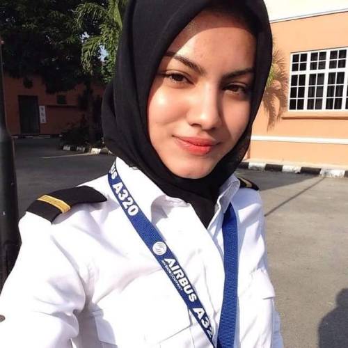 gandosjozz:  Hmm….mahkluk Allah yg cantik