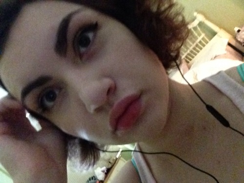 forthebaddiestho:  but my face what..?😒