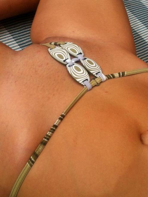 francoispe: handmade-microbikinis:“Curuxa” very nice