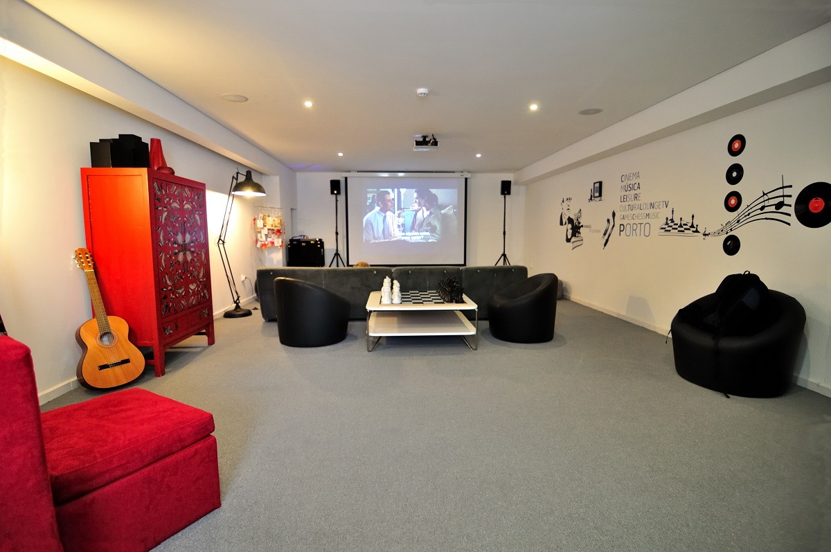 luxuryaccommodations:  Top 10 Cinema Rooms A brilliant cinema room happens when stylish