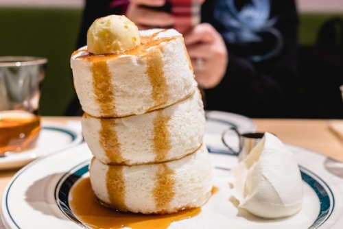 sweetoothgirl: Tokyo Food Guide: Where to Eat Fluffy Japanese Pancakes in Tokyo I’ve been to Gram an