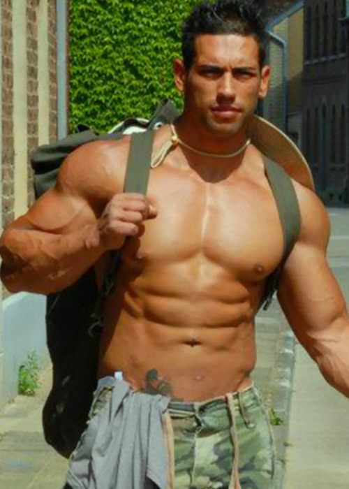 musclelicious:  Francisco Dominguez