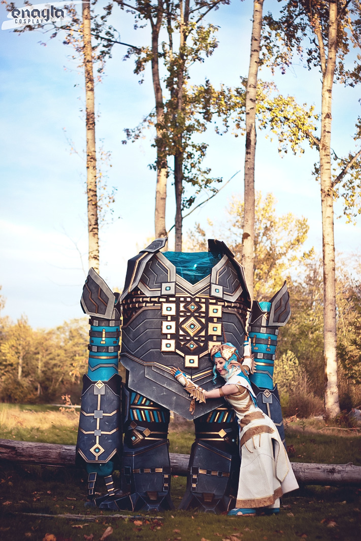 vixyhoovesmod:  enayla:  I wanted to share my completed Asura and Golem cosplay with