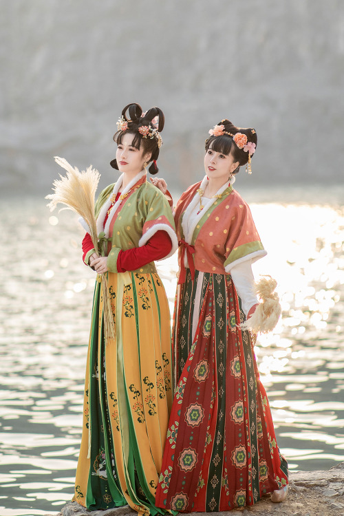 chinese hanfu by 清歌鸣玉