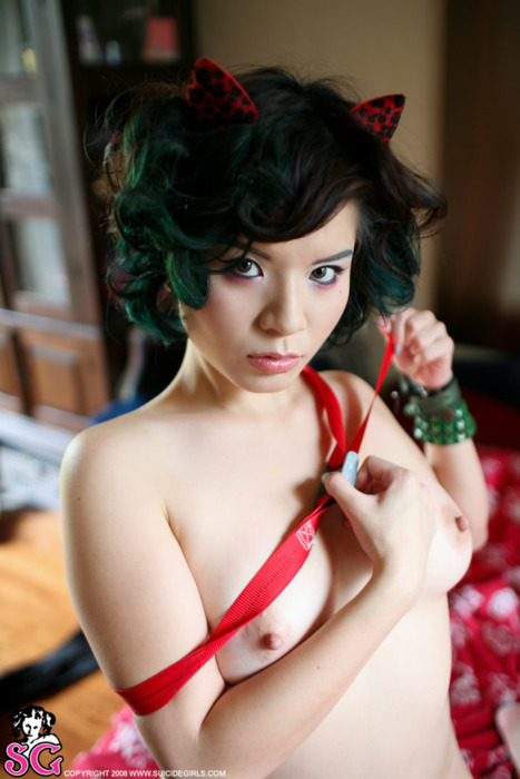 neko-cosplay-babes: Suicide Kitty