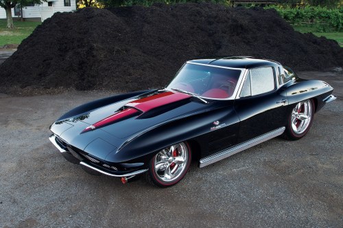 itsbrucemclaren:speedxtreme:1963 Chevrolet Corvette Sting Ray Split-Window Custom CoupeShip!