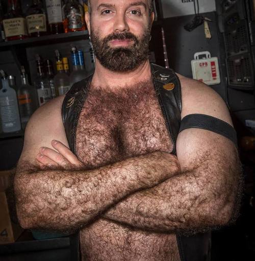 Extremely Hairy Men