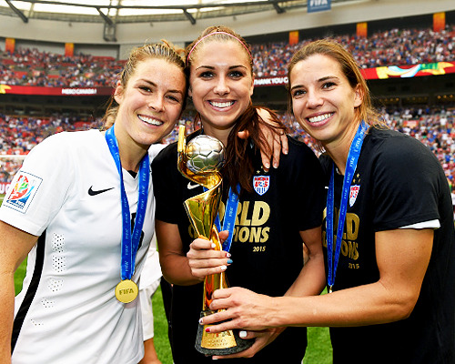 fuckyeahalexmorgan-blog: Tobin Heath, Alex Morgan, and Kelley O’Hara of USA celebrate