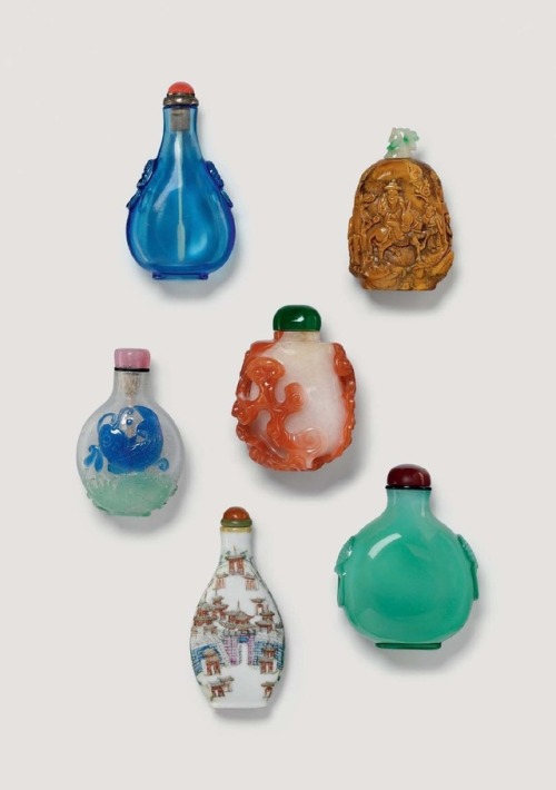 chinese snuff bottle via 丨鶴廬丨