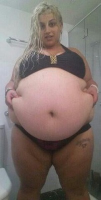 preggossbbwfan:  rich-fa:  Wow  So hot :)