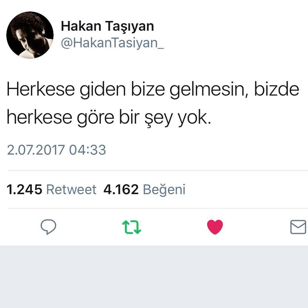 Hakan Taşıyan

Herkese...