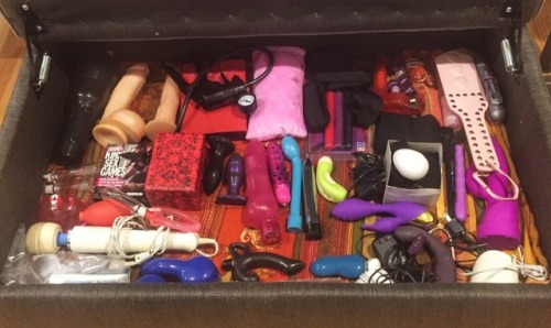 Hotwife’s new toy box makes accessing toys much easier!