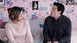 barnestans: Get to Know Me Meme:   1/5 Favourite Relationships: Amy x Jonah // Superstore