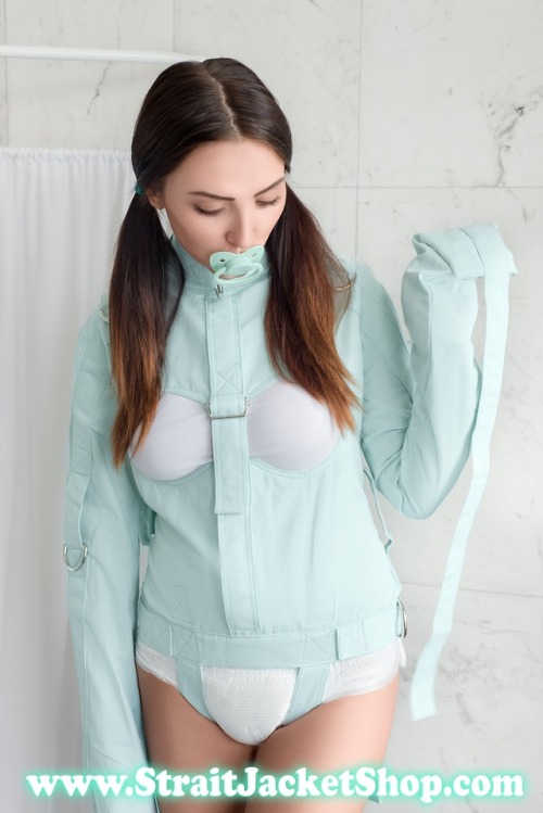 Mint Straitjacket with Open Breasts and Side Loops for sleeves.Provides acces to Breasts.Equiped wit