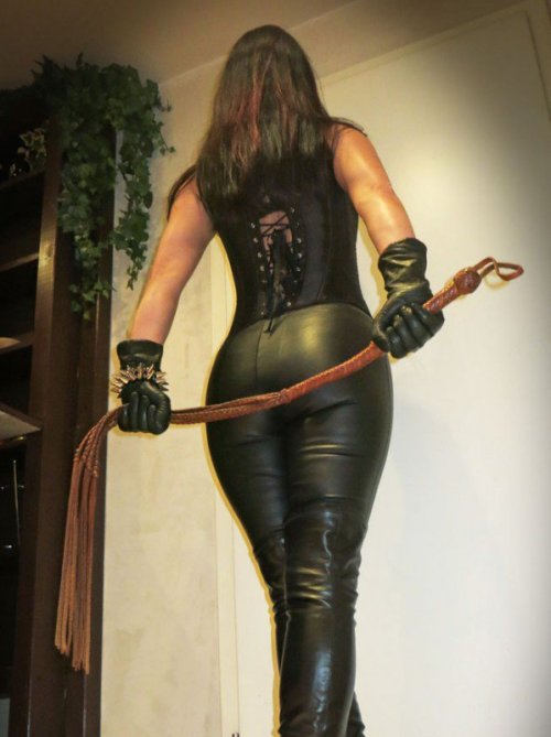svenslave:This view makes me shiver in fear - and excitement!