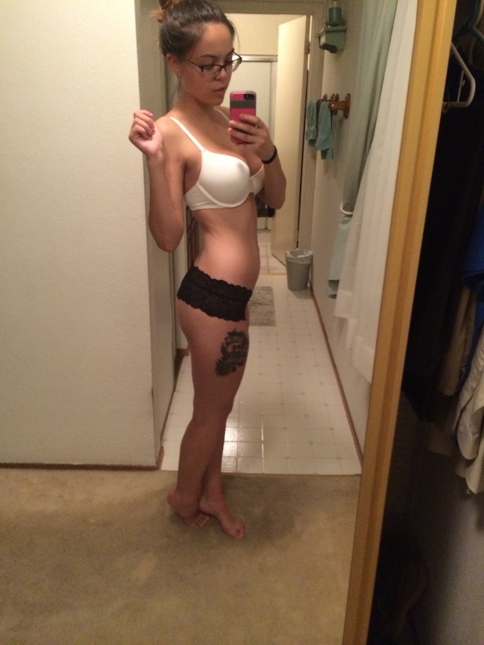 savingthrowvssexy:   thatcoolkidmarissa.tumblr.com/  Sexy. 