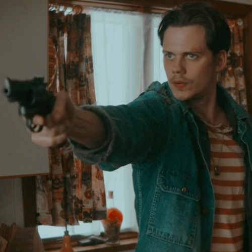 bill skarsgård - mickey icons of course we are going to talk about thislike or reblog if you use the