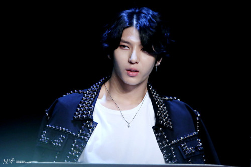 prince-taekwoon:do not edit | © codenameLEO