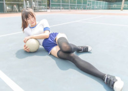 kneesocksfever: