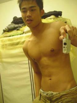 j-aime-asian-men:  Boy boy cute