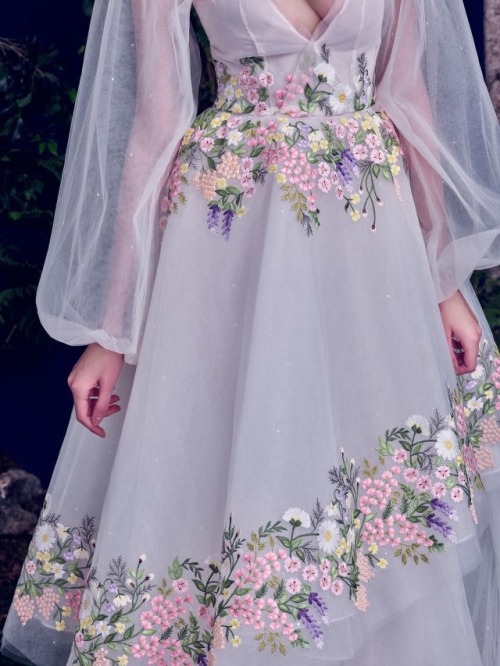 a-song-of-style:Sansa Stark’s Spring gown | Hamda Al Fahim