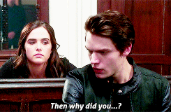 DAILY VAMPIRE ACADEMY
