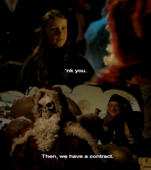 a-train-baby:the-goddamazon:LMFAO WHAT IS THISThe Hogfather- it’s a Sky One Christmas special. It’s 